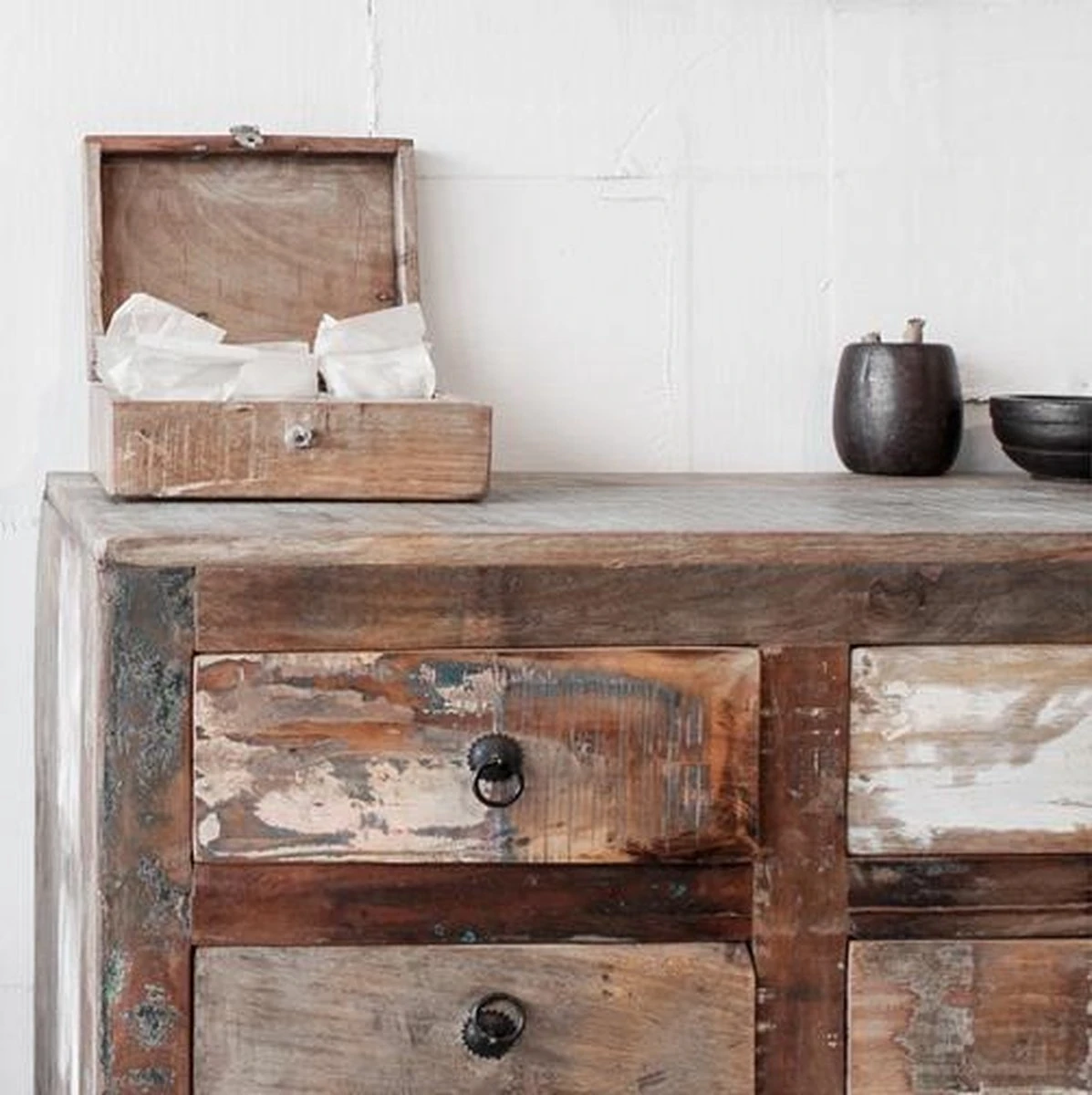 Raw Materials Scrapwood Theedoos – 6 Vakken – Gerecycled Hout 13 Raw Materials Scrapwood Theedoos – 6 Vakken – Gerecycled Hout - Afbeelding 13