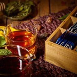 Bambuswald© Houten Theedoos Met 6 Vakken Gemaakt Van 100% Duurzame Bamboe 18 Bambuswald© Houten Theedoos Met 6 Vakken Gemaakt Van 100% Duurzame Bamboe -Thee Promotie Winkel 1200x1200 170