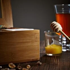 Lumaland Cuisine - Theedoos Van Bamboe - Theebox Met 8 Vakken - Duurzam Decoratief Materiaal - Ca. 28 X 16 X 9 Cm -Thee Promotie Winkel 1200x1200 179