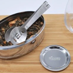 Theezeef Met Handvat Inclusief Lekplaatje En Kruiden Knijper - Thee Ei Voor Losse Thee - Theefilter Voor Losse Thee - Thee Infuser -Thee Promotie Winkel 1200x1200 234