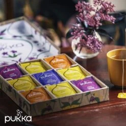 Pukka Support Kruidenthee Geschenkdoos - 5 Blends Biologische Kruidenthee, Ook Leuk Als Verjaardagscadeau - 45 Zakjes - Theedoos - GB-BIO-05 -Thee Promotie Winkel 1200x1200 470