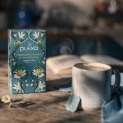 Pukka Chamomile Vanille & Manuka Honing Thee 11 Pukka Chamomile Vanille & Manuka Honing Thee -Thee Promotie Winkel 1200x1200 510