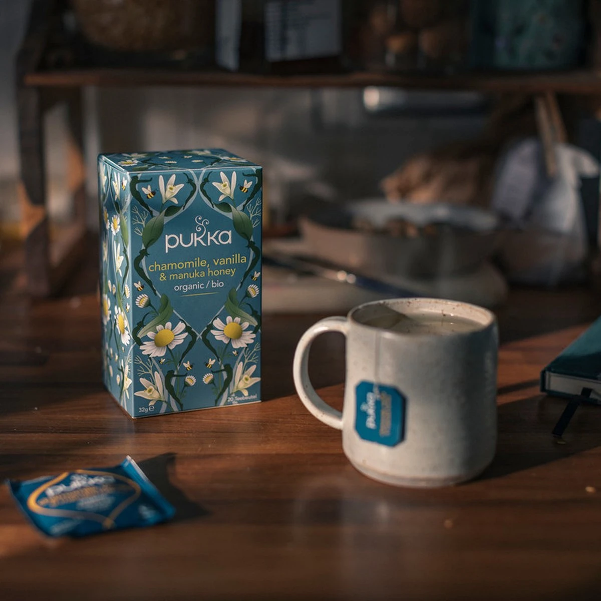 Pukka Chamomile Vanille & Manuka Honing Thee 5 Pukka Chamomile Vanille & Manuka Honing Thee - Afbeelding 5