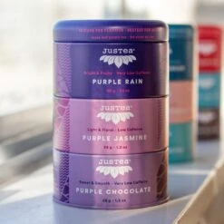 Trio Purple Tea-Justea-Biologisch-Losse Thee-Paarse Thee-Theekado -Thee Promotie Winkel 1200x1200 573