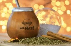 Yerba Mate Starterspakket Compleet - Traditionele Kalebas + Bombilla - Warm Winter - Kaneel - Yerba Maté 150g -Thee Promotie Winkel 1200x777 2