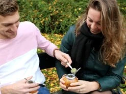 Yerba Mate Starterspakket Duo - 2x Traditionele Kalebas - 2x Bombilla - 1x Original & 1x Winter Yerba Maté -Thee Promotie Winkel 1200x900 55